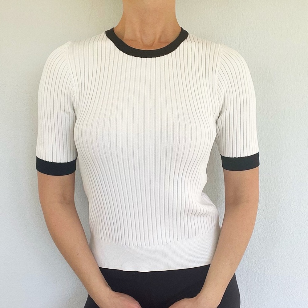 Forever 21 white ribbed knit ringer style sweater top size large